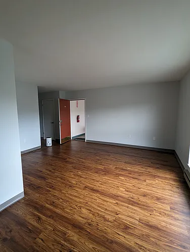 410 N State St #L3 Photo 1