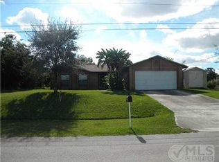 998 SW Abbot Ave, Port Saint Lucie, FL 34953