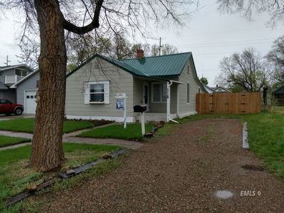 315 Clough St, Glendive, MT, 59330