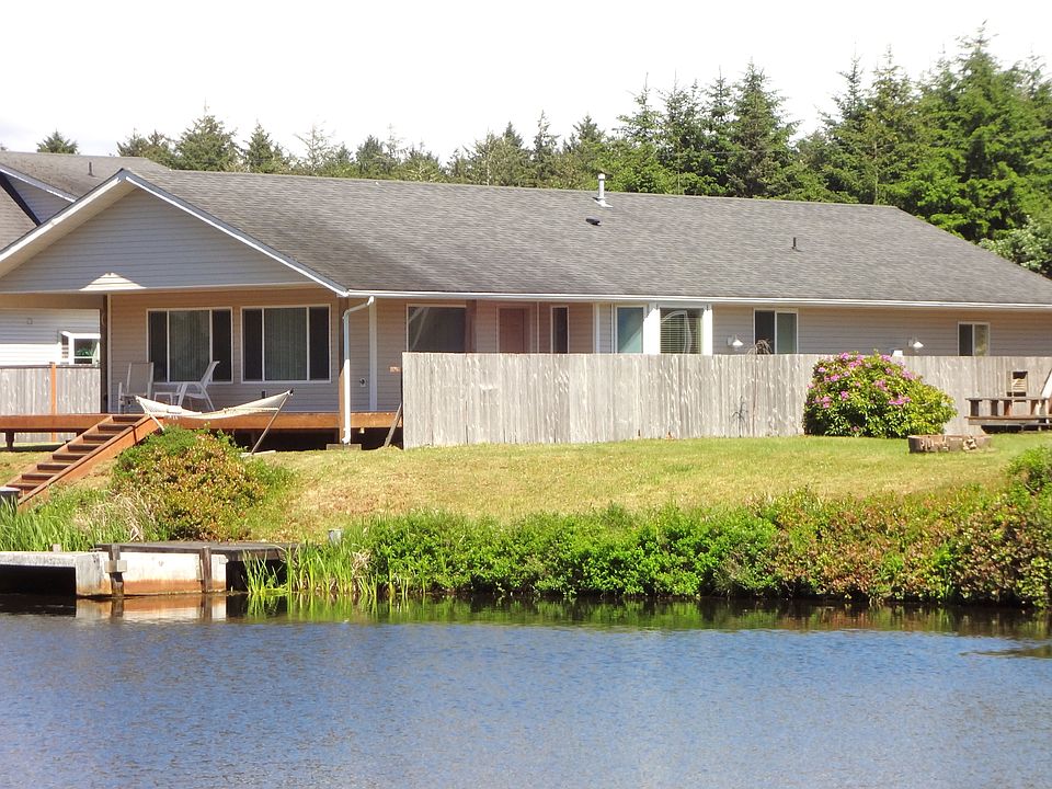 1st image of 185 Canal Dr NE