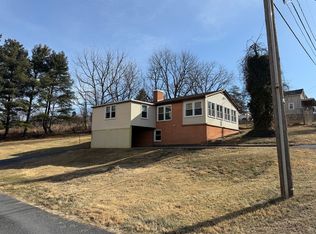 6994 Kieffer Rd, Singers Glen, VA 22850