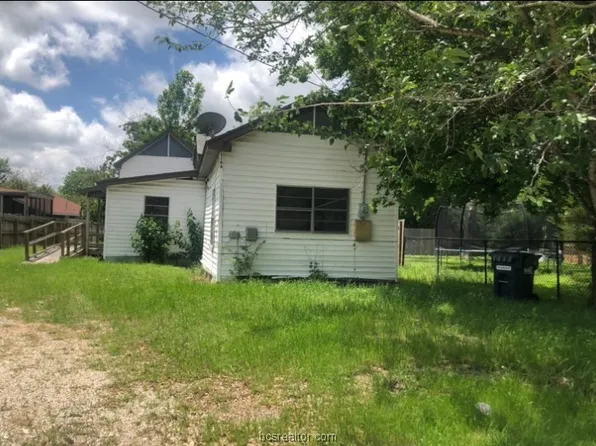 1106 Carolina St, College Station, TX 77840