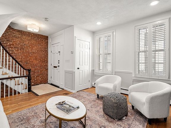 4th image of 22 Shawmut St