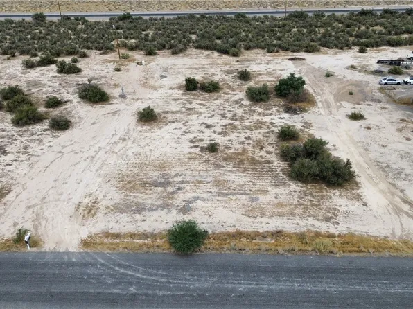 1080 Gee St, Pahrump, NV 89060