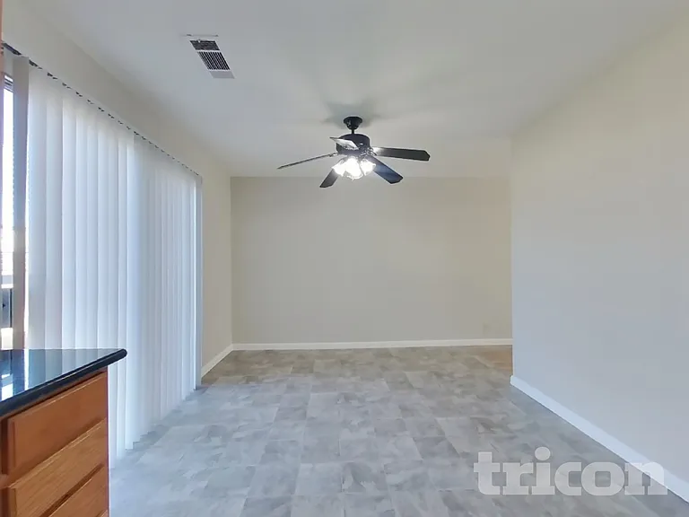 816 Spoonbill Ln — Photo 5