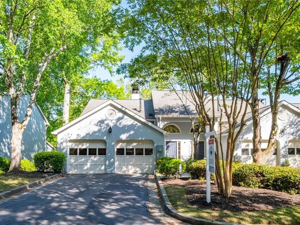 3798 Ashford Lake Ct NE, Atlanta, GA 30319