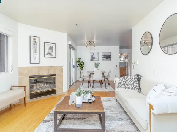 6400 Christie Ave APT 1410, Emeryville, CA 94608