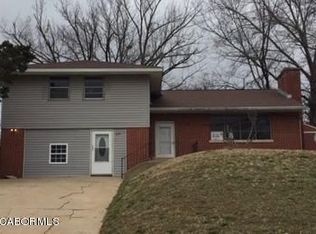614 Linn St, Jefferson City, MO 65101