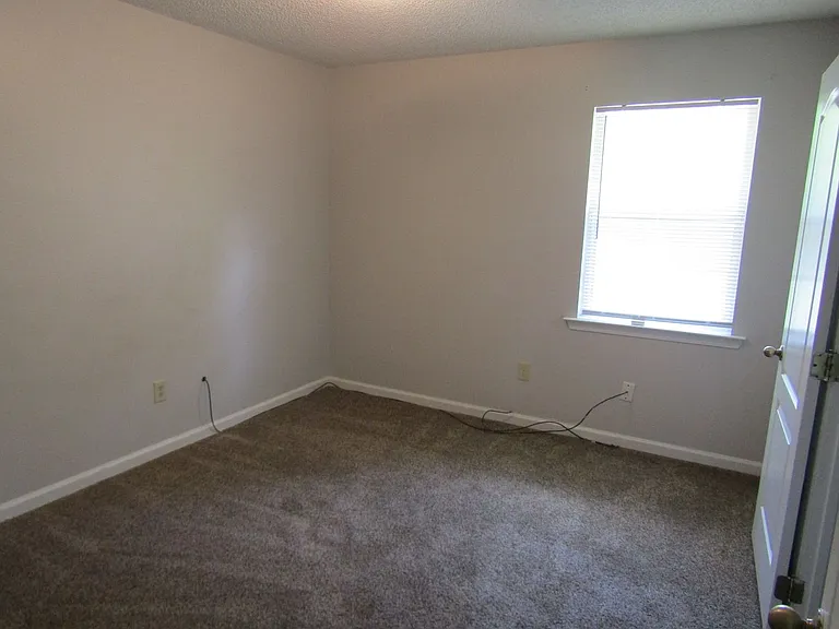 110 Tempest Ln — Photo 12