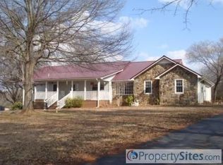 471 Zion Church Rd, Easley, SC 29642