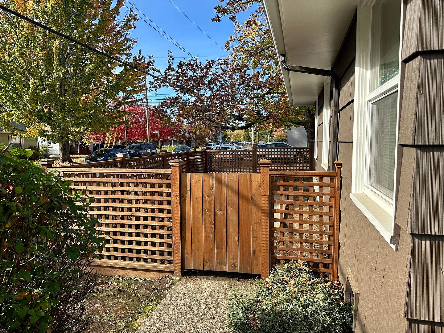 Beautifully updated 1 bedroom 1 bathroom home in great neighborhood! — Photo 3