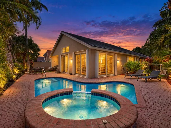 17220 Hampton Boulevard, Boca Raton, FL 33496