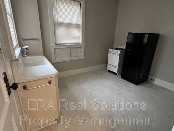 4th image of 2710 Ruberg Ave #2R