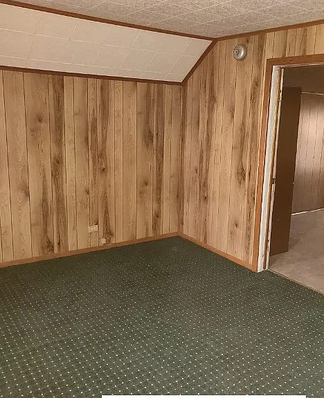 1344 Linwood Ave — Photo 12