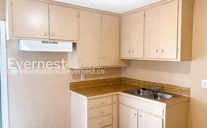 2 bed, 1.0 bath, 900 sqft, $855 — Photo 3