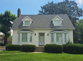 426 S 4th St, Sainte Genevieve, MO 63670