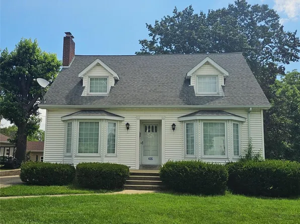 426 S 4th St, Sainte Genevieve, MO 63670