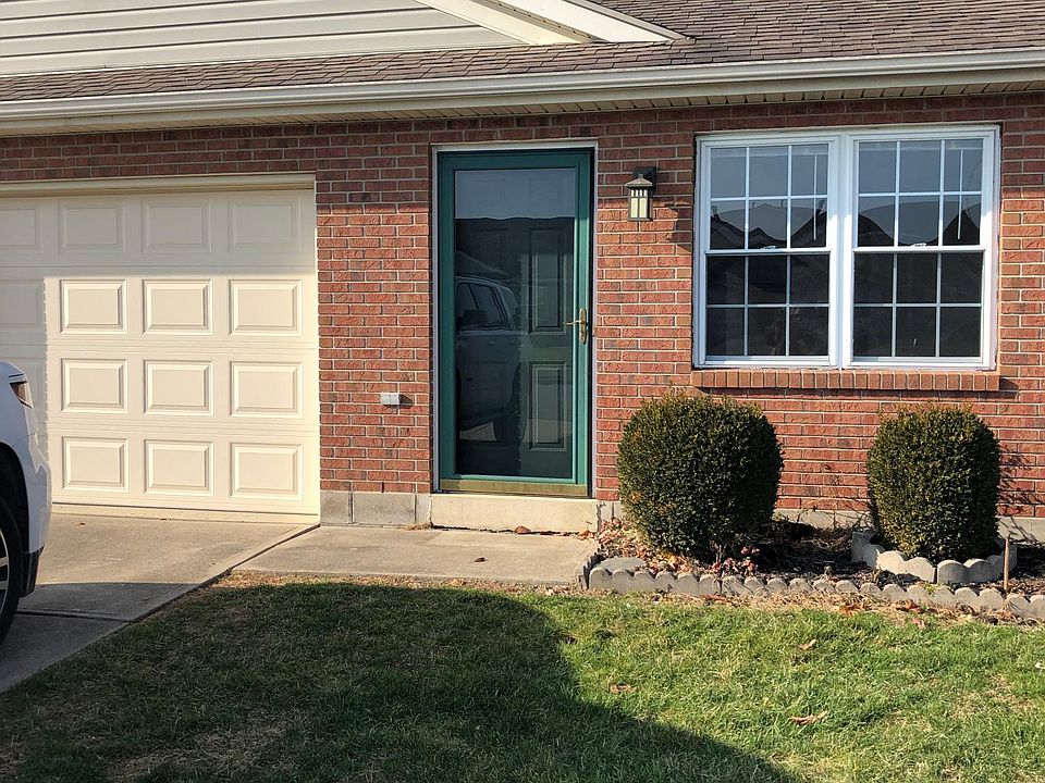 1st image of 2710 Fairmont Ct APT B