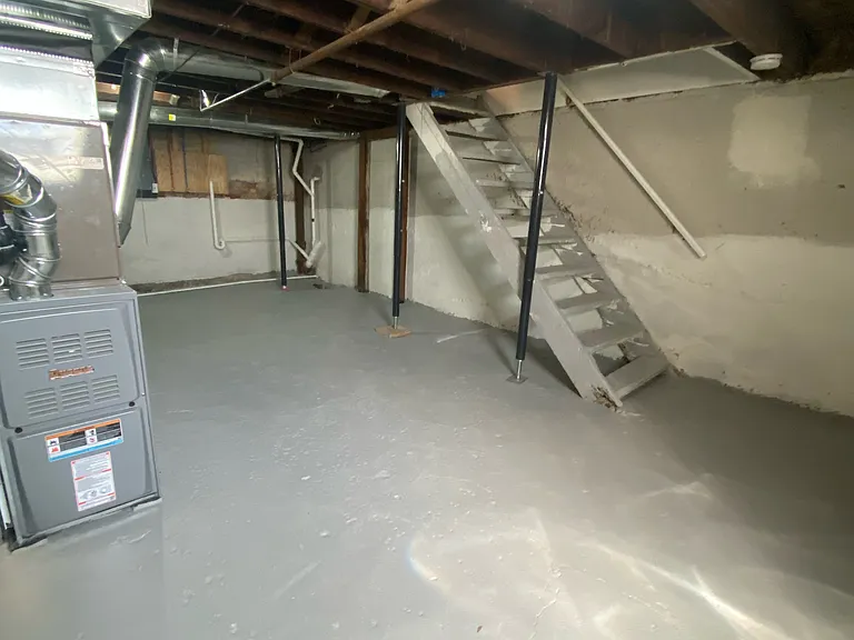 485 Gilbert St #485 — Photo 7