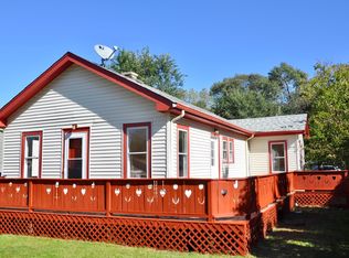 37695 N Sheridan Rd, Beach Park, IL 60087