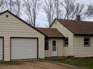 46012 County Road 13, Windom, MN 56101