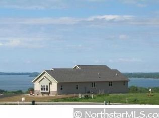 915 Mount Lookout Heights Dr, Glenwood, MN 56334