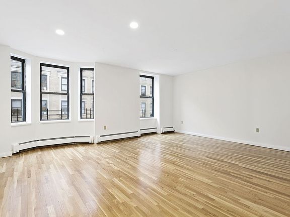 3rd image of 317 W 95th St #E4