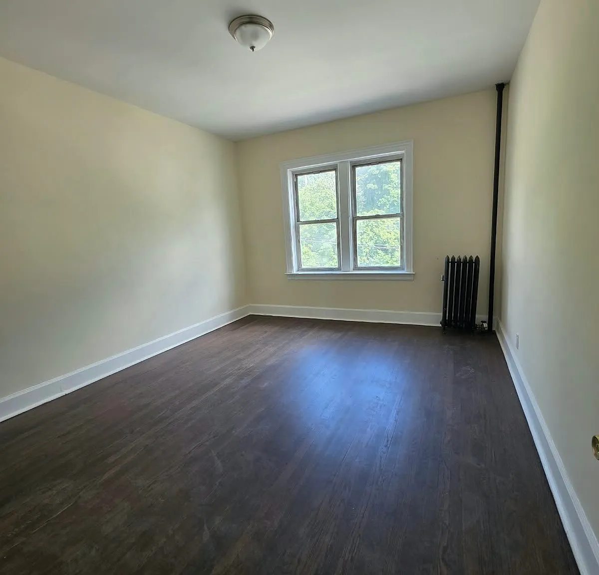 2 bed, 1.0 bath, $2,800 — Photo 1