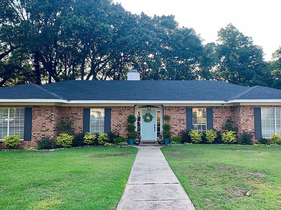 1st image of 812 Japonica Cir