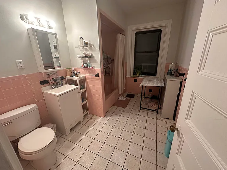 Huge bathroom