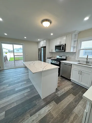 51 Longdale St Photo 1