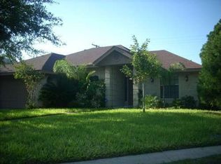 1306 Hunters View Cir, Laredo, TX 78045