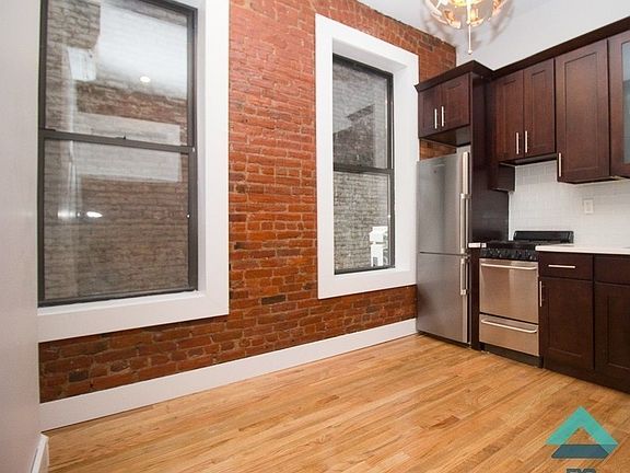 3rd image of 1159 Dean St #1CC