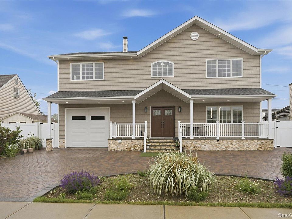1st image of 3563 Raven Street