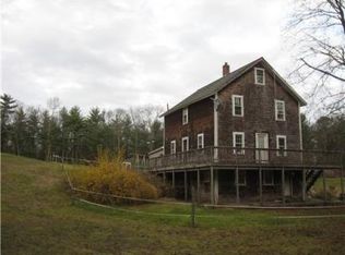 166 Fenner Hill Rd, Hope Valley, RI 02832