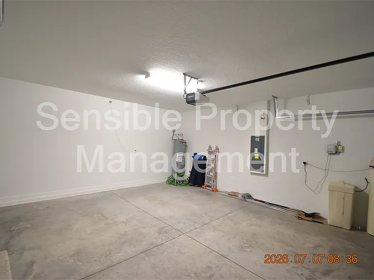 10056 Blazing Saddles Dr — Photo 49