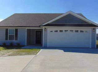 955 Hugh Hunter Rd, Oak Grove, KY 42262