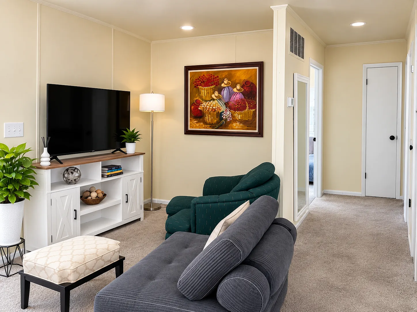 Lancaster Avenue - Residential - 9 - 14E 201 — Photo 3