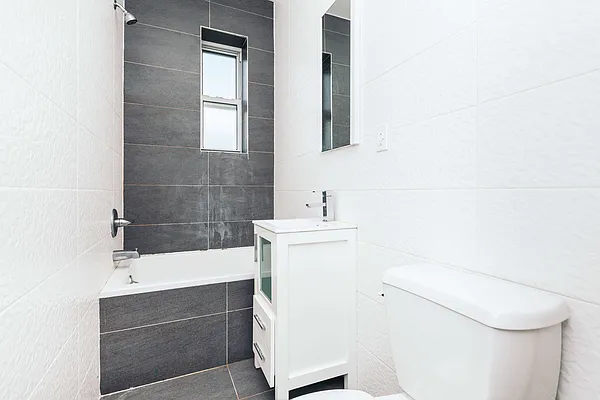 Rented by Nooklyn NYC LLC | media 3