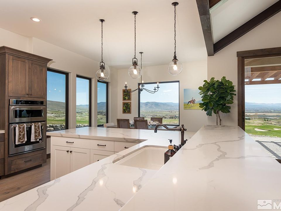2nd image of 2931 Portrush Dr