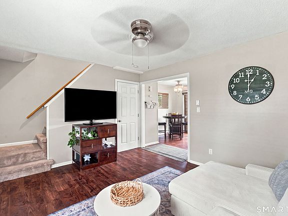 4th image of 820 Matthews Street #4