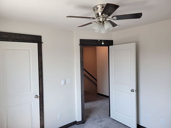 4th image of 93 W Jefferson Ave #D