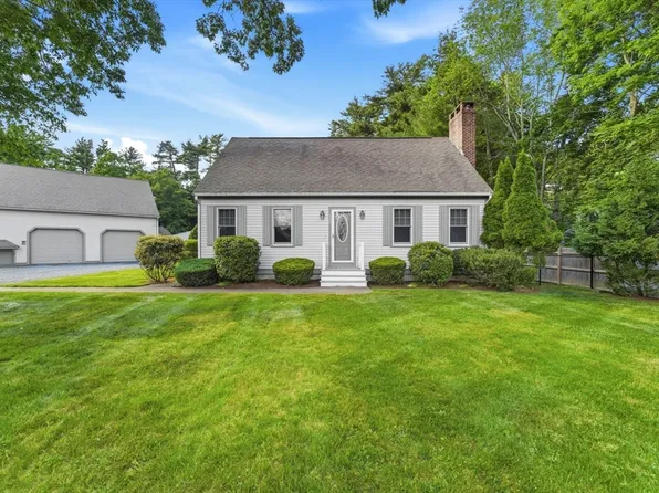 536 Plymouth St, Middleboro, MA 02346