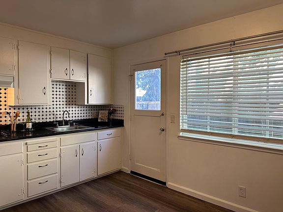 2nd image of 790 Teresi Ct APT 1