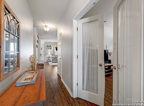 3rd image of 124 YEAGER CIR