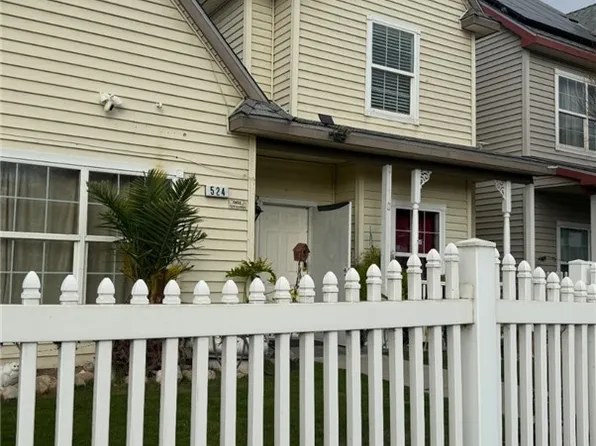 524 21st St, Bakersfield, CA 93301