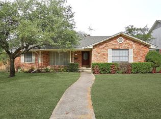 9511 Fieldcrest Ct, Dallas, TX 75238