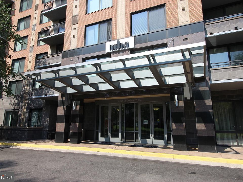 1st image of 2451 Midtown Ave #722