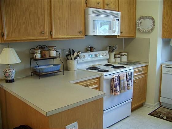 1st image of 3392 White Oak Ct