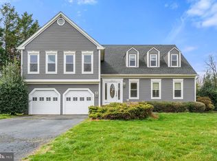 1600 Sereno Ct, Vienna, VA 22182